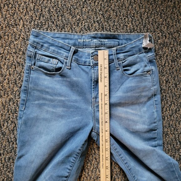 Old Navy Mid Rise Rockstar Light Wash Jeans Size 4 / Waist 27 - Picture 10 of 14